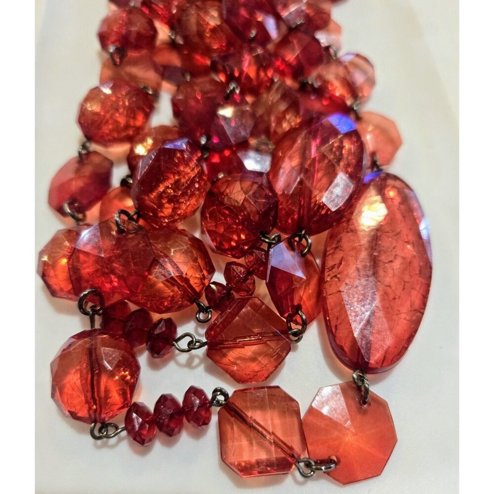 Stunning Vintage Chunky Ruby Red Bead Necklace Faceted Acrylic Beads 26" Drop - Picture 3 of 9